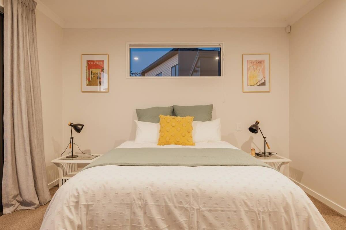 Elegant 3Br Home On Mustang Avenue Christchurch Exterior foto